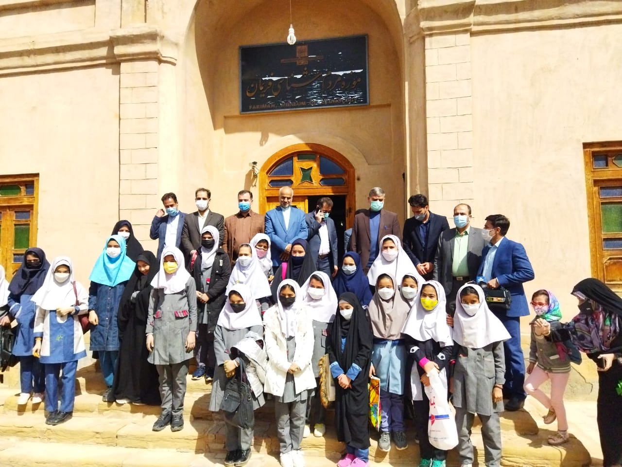 دانش‌آموزان فریمانی از خانه تاریخی یاسمنی این شهر بازدید کردند